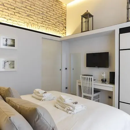 Luxury Vittoria 아파트 *